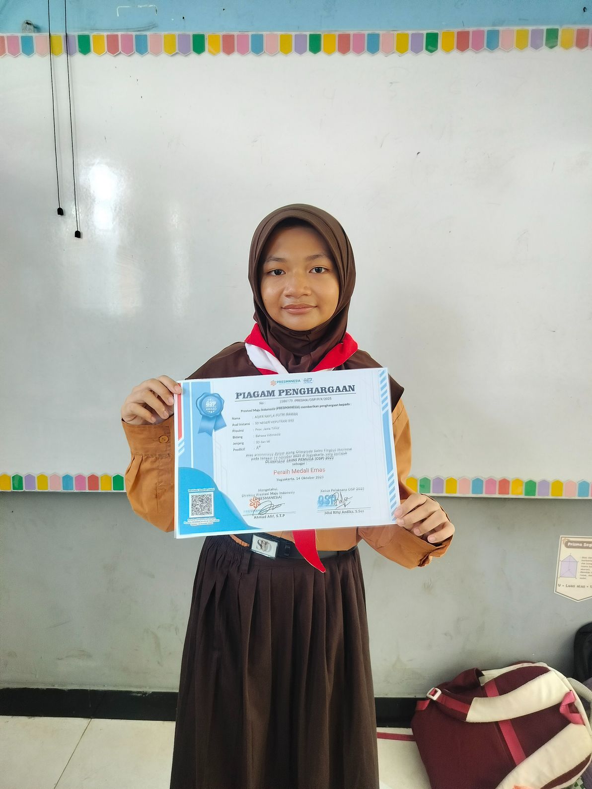 Jejak Prestasi OSN Bidang Bahasa Aqifa Nayla Putri Irawan