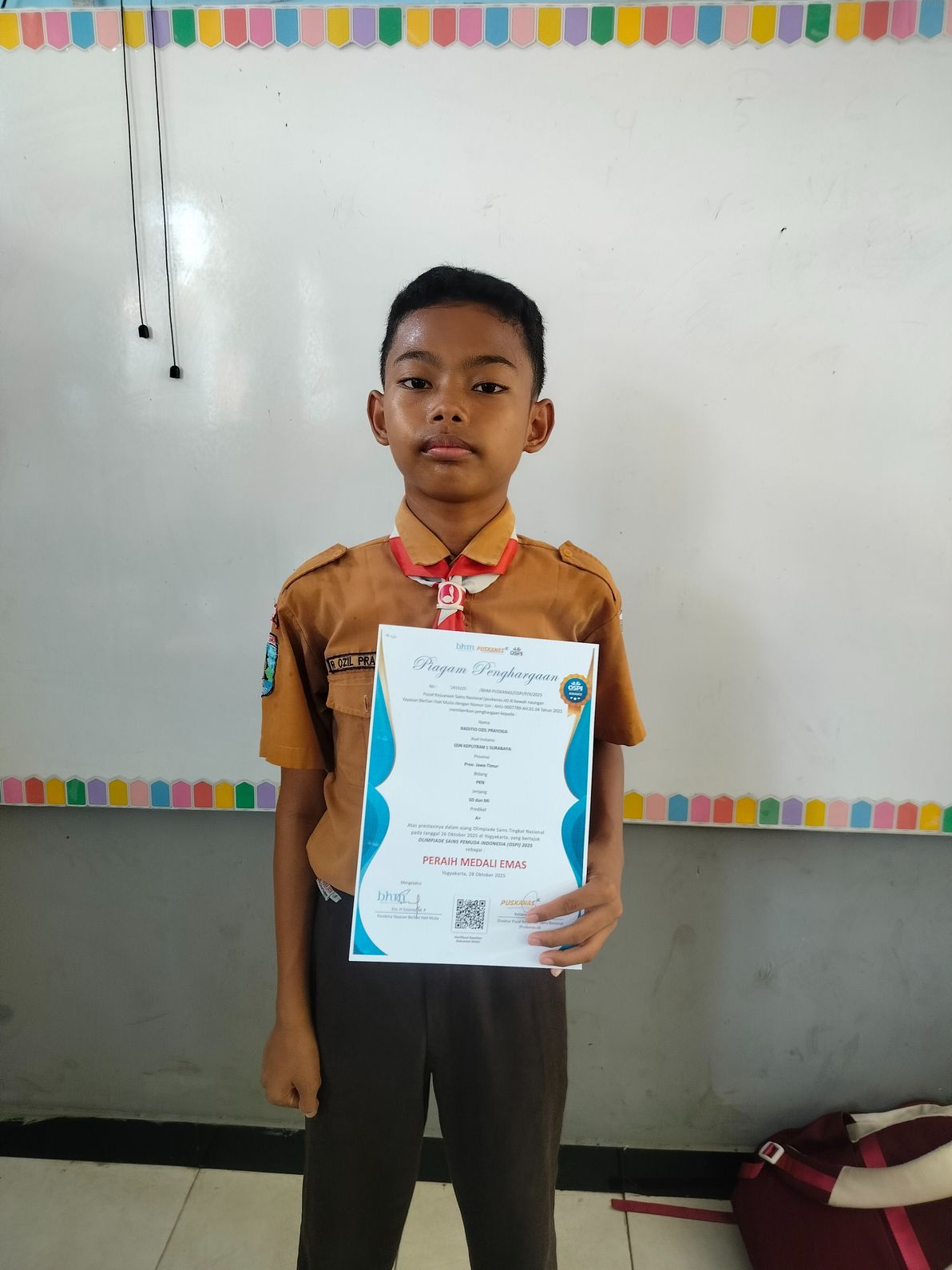 Jejak Prestasi Olimpiade Akademik Raditio Ozil Prayoga SDN Keputran I