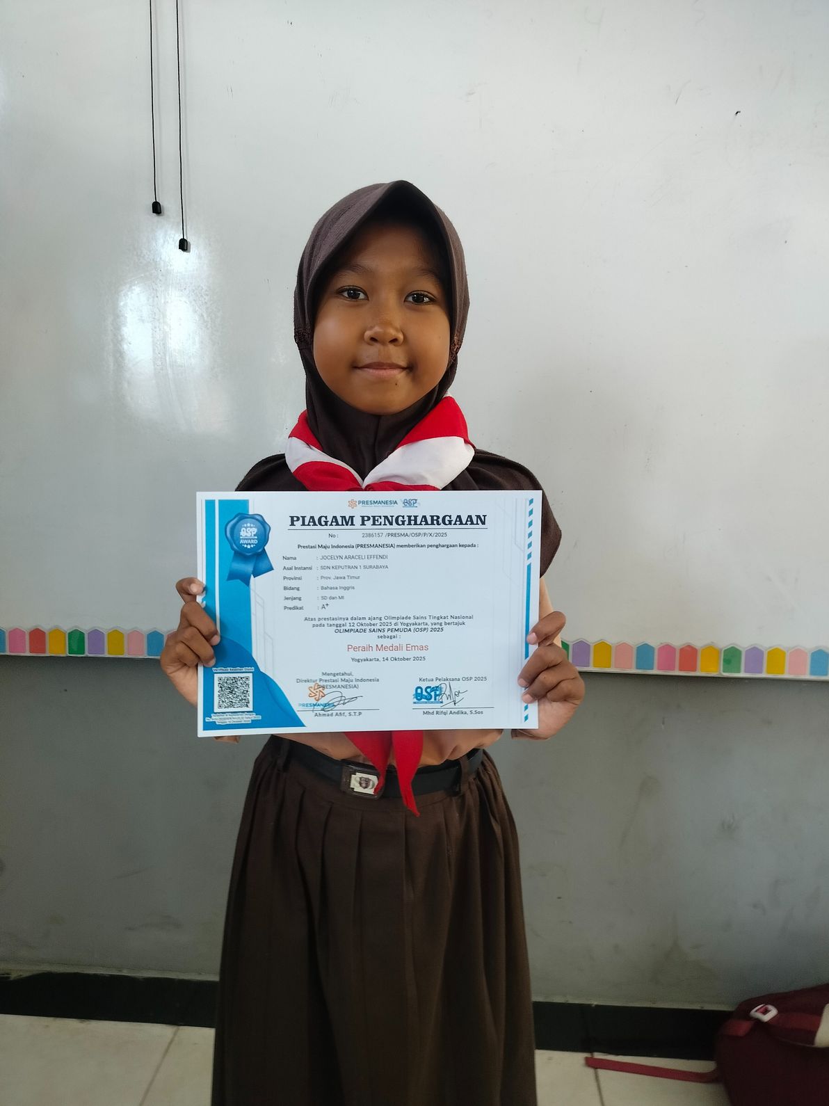 Prestasi Cerdas Perjalanan Akademik Jocelyn Araceli Effendi